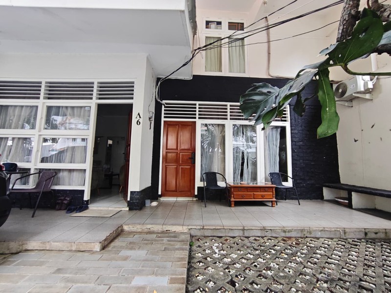  DI JUAL RUMAH HITUNG TANAH LOKASI STRATEGIS DI PINANG EMAS KAWASAN PONDOK INDAH JAKARTA SELATAN