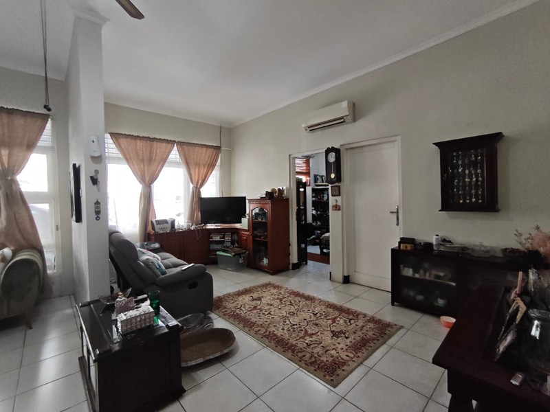  DI JUAL RUMAH HITUNG TANAH LOKASI STRATEGIS DI PINANG EMAS KAWASAN PONDOK INDAH JAKARTA SELATAN