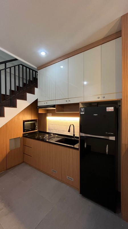 Rumah Bagus Di Teras Residence, Jl H Aminah Pesanggrahan Jakarta Selatan