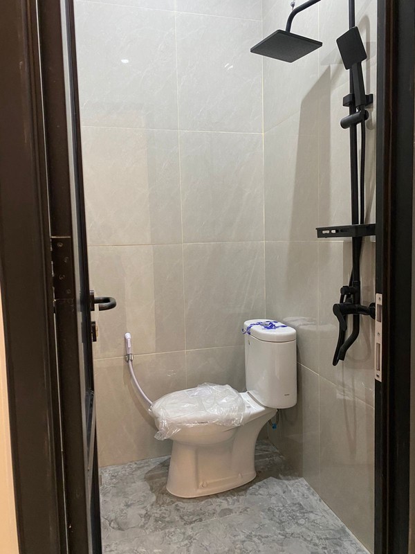 Rumah Modern Klasik 2 Lantai di Jagakarsa Brand New Dekat ke Tol