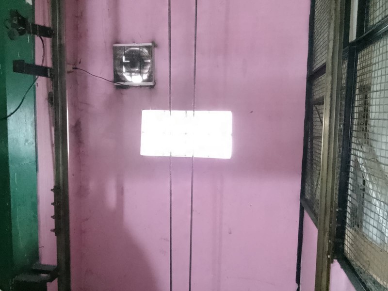 Toko 3.5 Lantai di Pusat Kota Bandung dekat Yogya Kapatihan