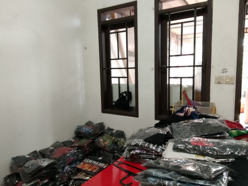 Toko 3.5 Lantai di Pusat Kota Bandung dekat Yogya Kapatihan