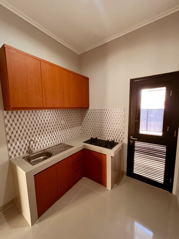 Rumah Bagus Di Jl Danau Limboto Raya, Perum Bumi Karawaci Baru Tangerang