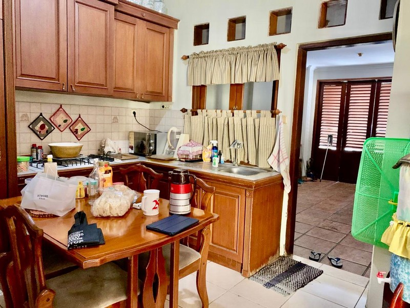 Rumah Bagus Di Jl Ciniru Kebayoran Baru Tangerang Selatan