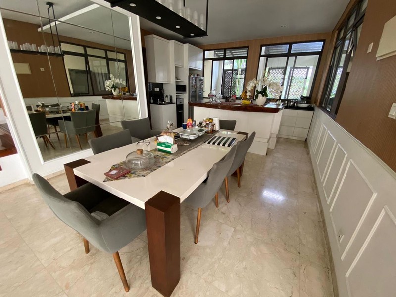 Rumah Mewah Disewakan 440 m² dengan Private Pool di Serenia Hills Jakarta Selatan - Premium & Private Living