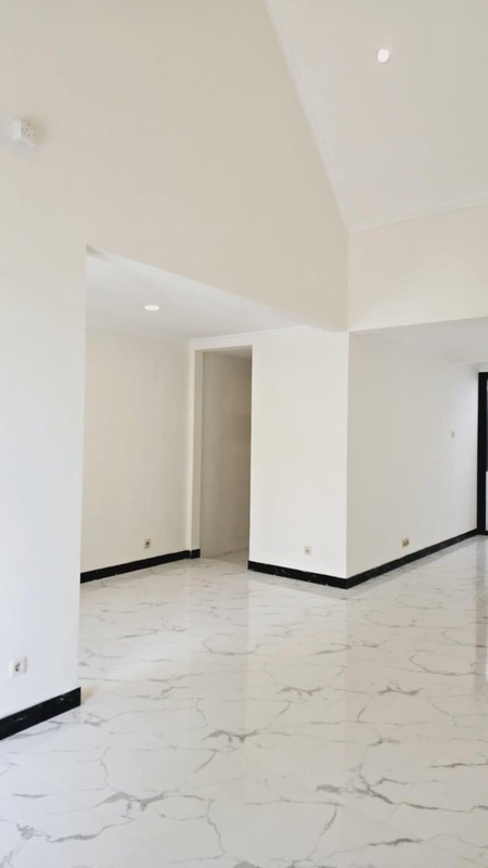 Dijual Rumah Modern Minimalis - Taman Puspa Raya Citraland 