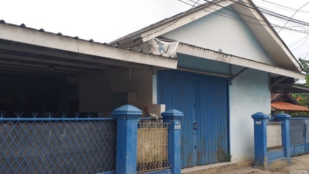 Rumah Tinggal dengan 5 Kontrakan Bebas Banjir di Parigi Baru, Pondok Aren