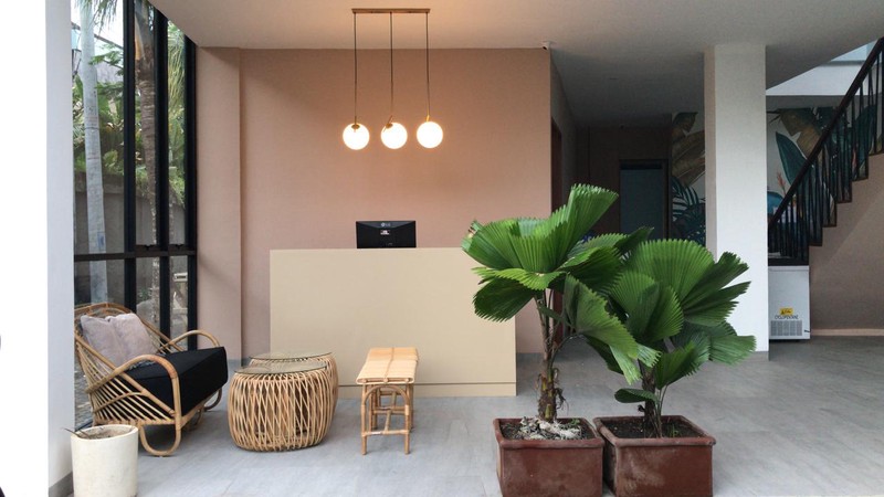 Leasehold - Profitable Turnkey Hostel for Sale in Prime Canggu - 7 Minutes to Batu Bolong Beach, Canggu, Bali