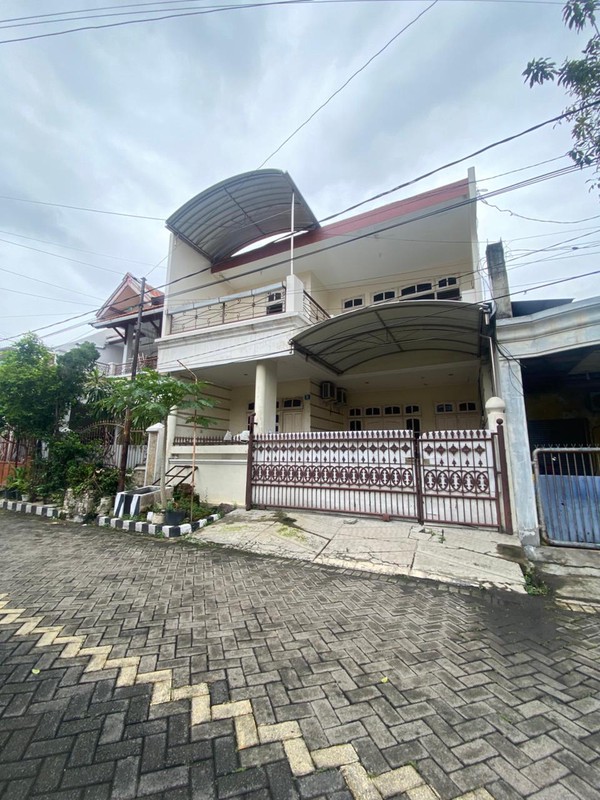 Dijual Cepat Rumah Barata Jaya - 2,5 Lantai Siap Huni