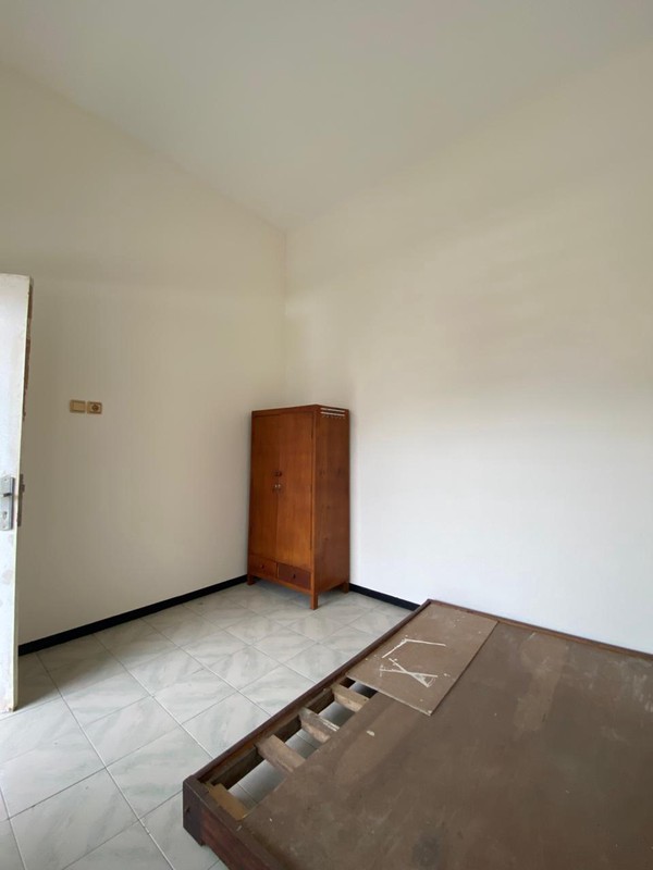 Dijual Cepat Rumah Barata Jaya - 2,5 Lantai Siap Huni