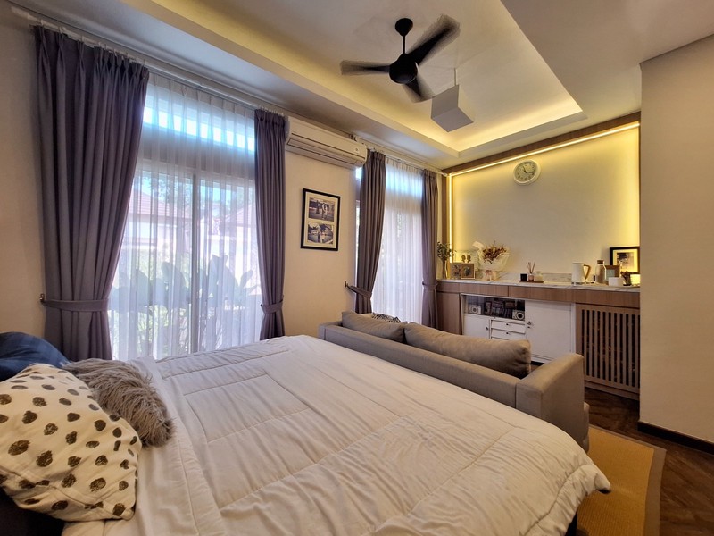 Hunian Unik dan Cantik Dalam Perumahan Lebak Bulus Dengan Private Swimming Pool