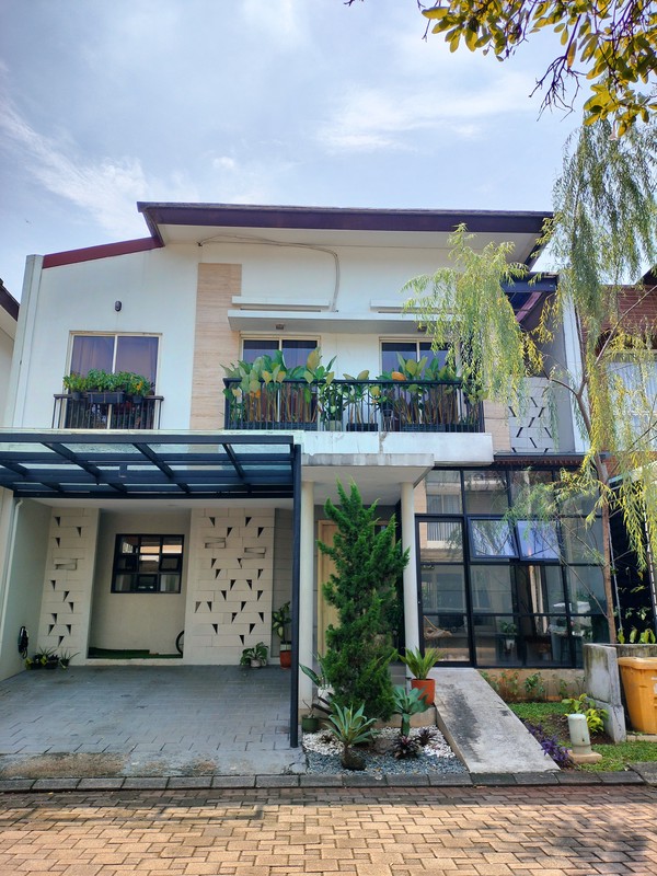 Hunian Unik dan Cantik Dalam Perumahan Lebak Bulus Dengan Private Swimming Pool