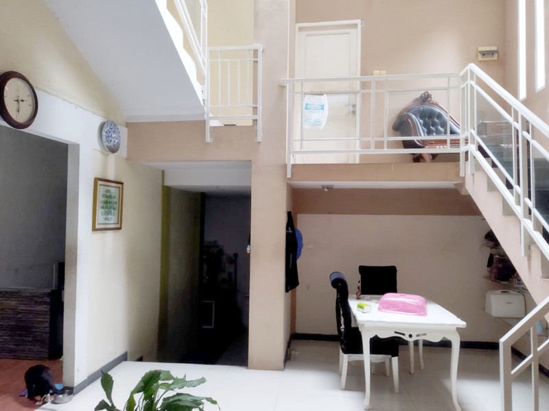 Rumah SHM Bangunan 220 m2 Siap Huni 3+1 KT Althia Park Graha Raya Bintaro