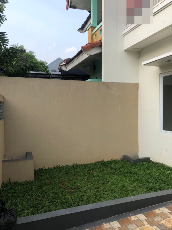 Rumah Siap Huni SHM 2 Lantai 3 KT Graha Raya Bintaro - 5 Menit Tol Parigi