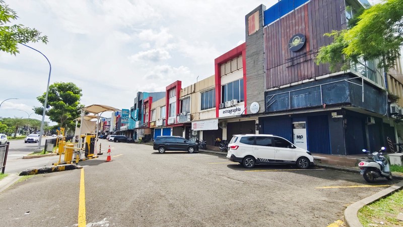 Ruko Grand Wisata 3 Lantai Sudut Hoek Tambun Selatan Bekasi