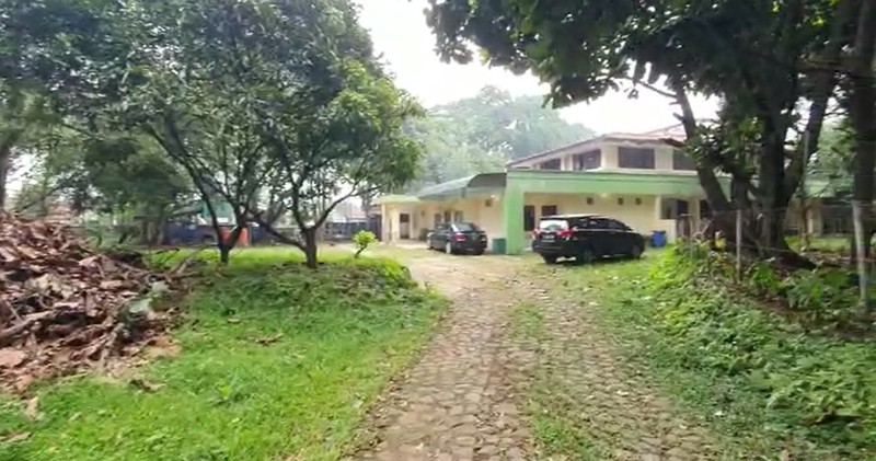Rumah dengan tanah yang luas di Sempur, Bogor, Jawa Barat