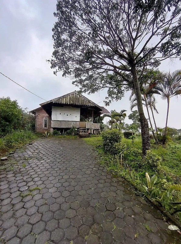 Lahan di Jalan Barunagri, Bandung