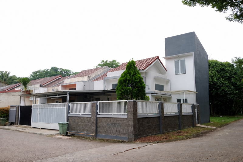 Rumah Posisi Hook Siap Huni dan Strategis di Grand Parung Residence