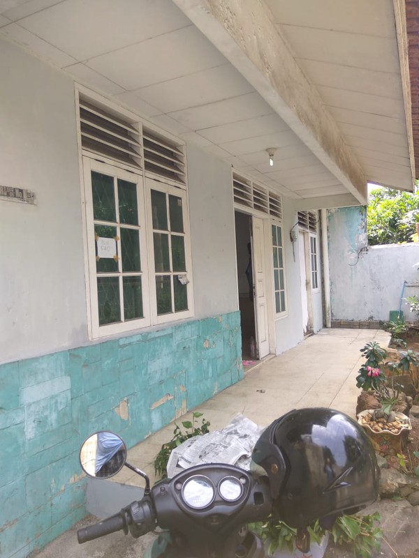 Dijual Rumah HItung Tanah Kebayoran Baru