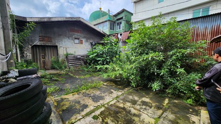 Kavling tanah berikut Bengkel bubut dan Rumah Kontrakan di Cawang Jakarta Timur
