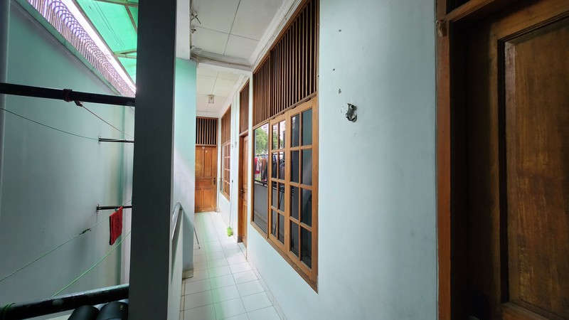 Kavling tanah berikut Bengkel bubut dan Rumah Kontrakan di Cawang Jakarta Timur