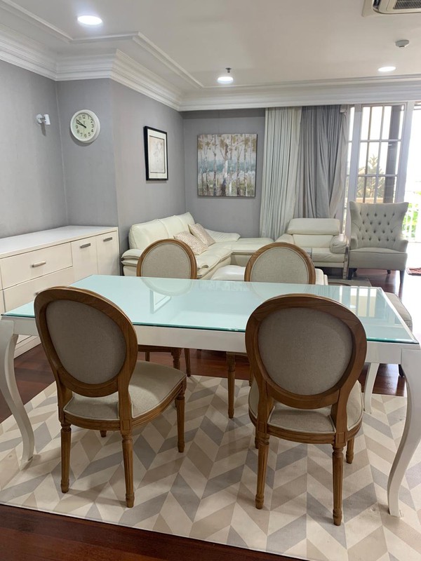 Apartemen Permata Hijau 2+1 BR