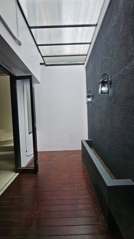 Rumah Bagus Di Discovery Flamine Bintaro Jaya Sektor 9