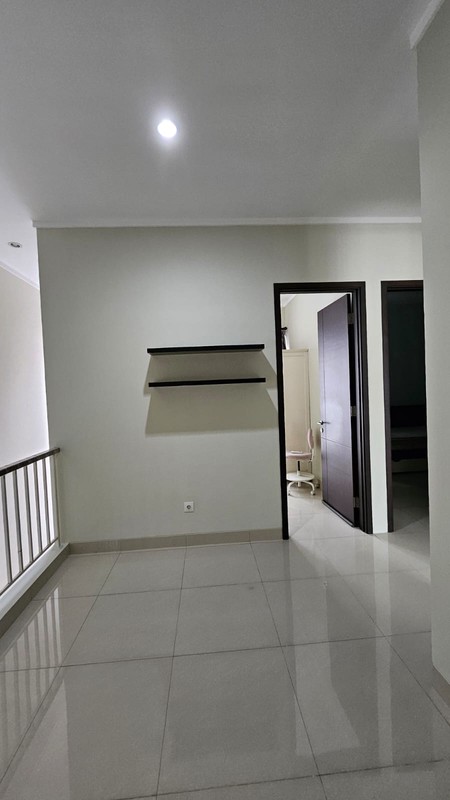 Rumah Bagus Di Discovery Flamine Bintaro Jaya Sektor 9