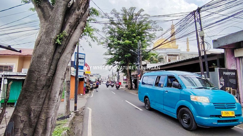 Dijual Rumah Bangunan Lama Terawat Lokasi Strategis di Jalan Jeruk Jagakarsa 