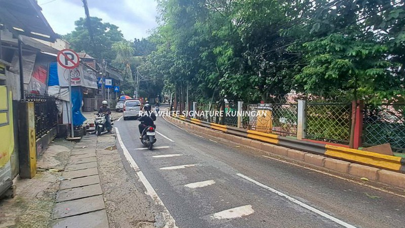 Dijual Tanah & Bangunan di Jl Kebagusan Raya