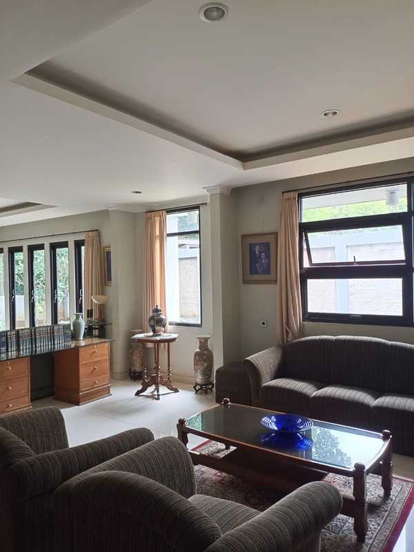 Rumah Siap Huni, di lingkungan yang Tenang, Nyaman,  di Kota Bandung