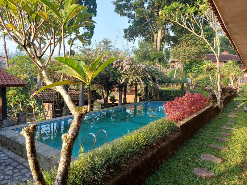 Vila Asri dan Nyaman VILLA KATINEUNG