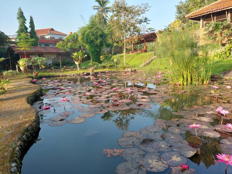 Vila Asri dan Nyaman VILLA KATINEUNG