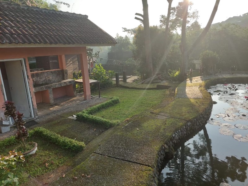 Vila Asri dan Nyaman VILLA KATINEUNG