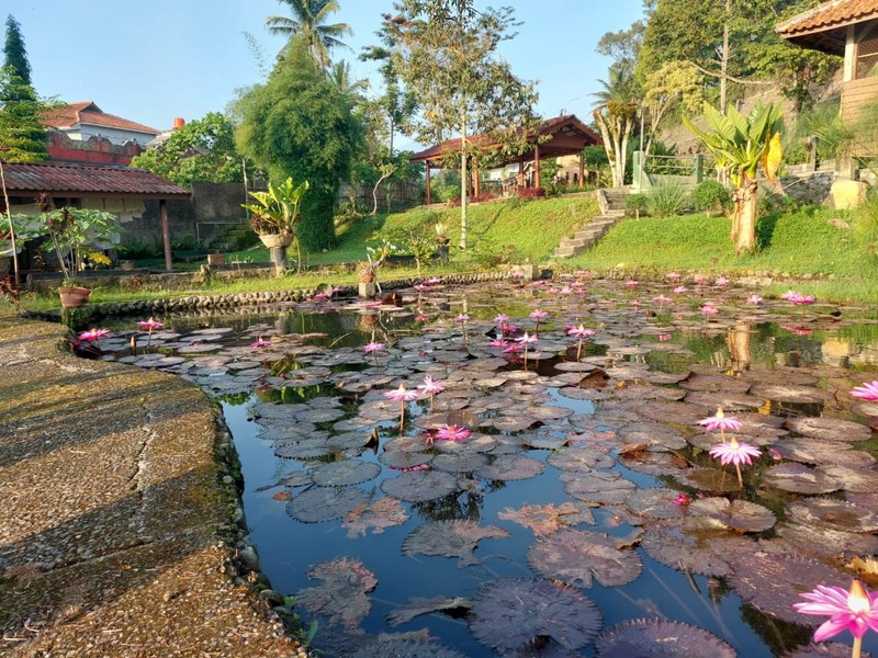 Vila Asri dan Nyaman VILLA KATINEUNG