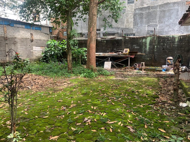 Dijual Murah Rumah dan Kios di  Tarumanegara, Cirendeu