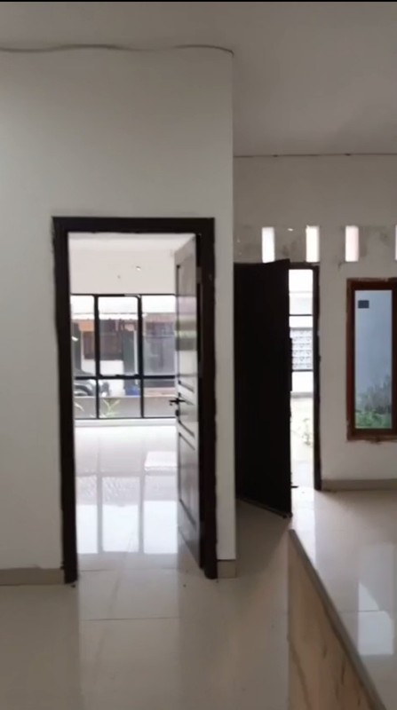 Rumah 2 lantai di Bumi Puspitek Asri BSD City