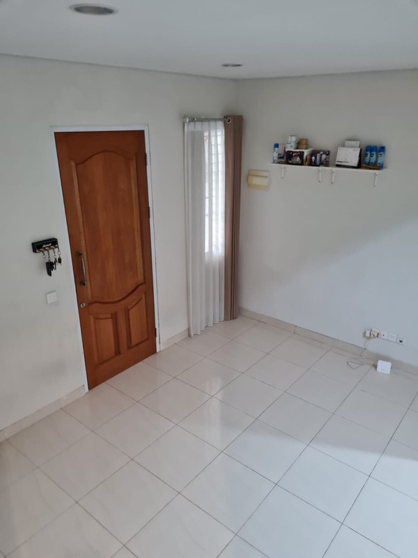 Rumah siap huni di Vanya Park Cluster Azura BSD City