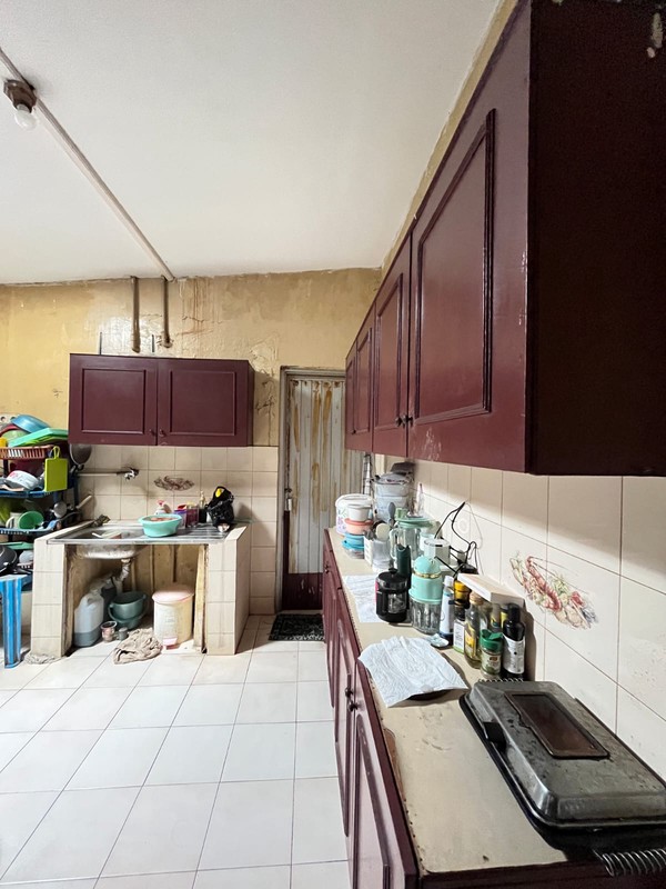 Dijual Rumah Huni Posisi Hoek di Kebayoran Baru, Jakarta Selatan