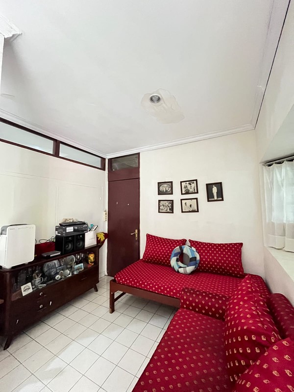 Dijual Rumah Huni Posisi Hoek di Kebayoran Baru, Jakarta Selatan