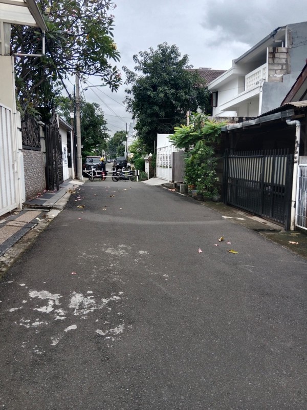 Rumah Tua Sunter Mas