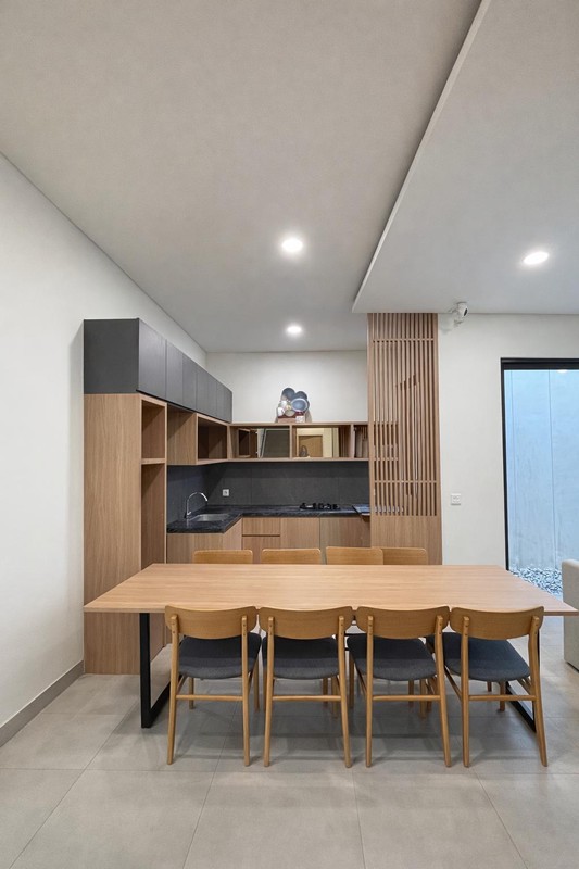 Rumah Tropical 2 Lantai Furnish Cluster Chava Tanakayu BSD Tangerang