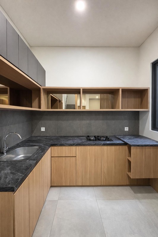 Rumah Tropical 2 Lantai Furnish Cluster Chava Tanakayu BSD Tangerang