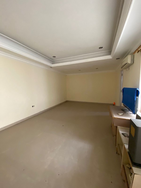 MURAH LUAS Dijual Rumah Darmo Permai Selatan - Modern 2 Lantai Full Furnished Dekat Madame Chang, Hr.muhammad, Hotel Vasa , Akses Tol Satelit, Pasar Puncak Permai, Pakuwon Mall