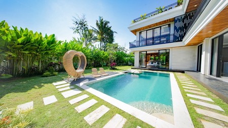 Leasehold  - Ubud Hideaway Rooftop Garden Villa with Stunning Mount Agung Views, Bali