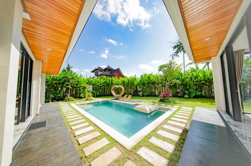 Leasehold - Ubud Hideaway Rooftop Garden Villa with Stunning Mount Agung Views, Bali