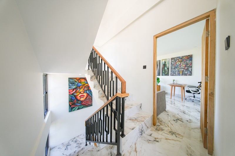 Leasehold - Ubud Hideaway Rooftop Garden Villa with Stunning Mount Agung Views, Bali