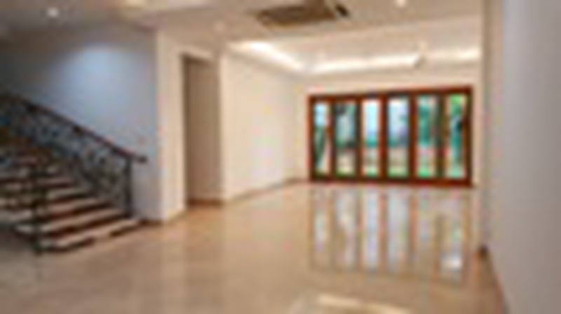 for rent Excellent House with HUGE Back and Front Yard in Cipete