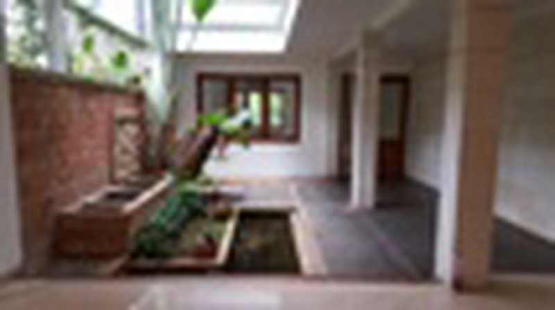 for rent Excellent House with HUGE Back and Front Yard in Cipete