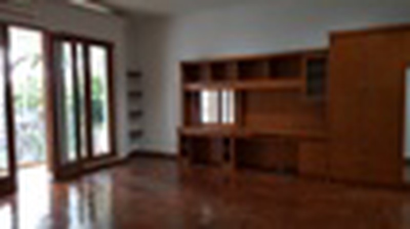 for rent Excellent House with HUGE Back and Front Yard in Cipete